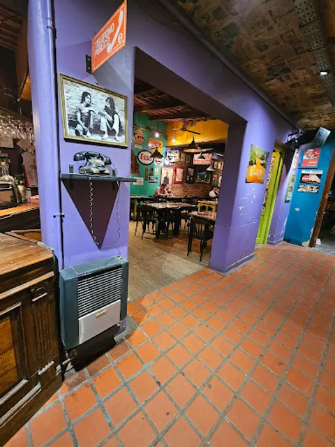 El Grifo Bar