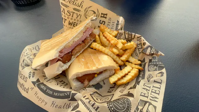 La Bayamesa - Food Truck