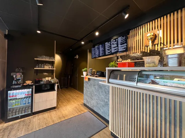 Natu Sushi & Kitchen Ladugårdsängen