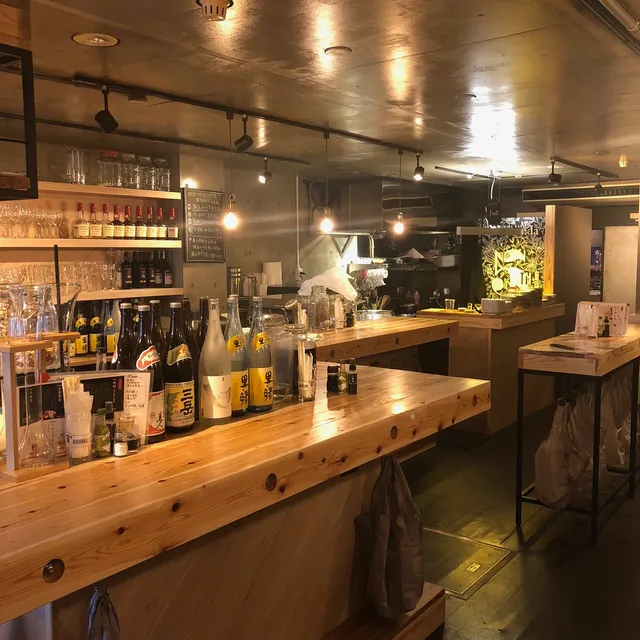 NeoMegusta fukuoka standing bar