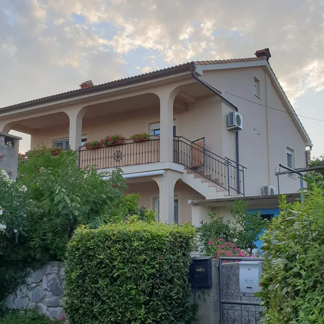 Apartments Dajana Silo