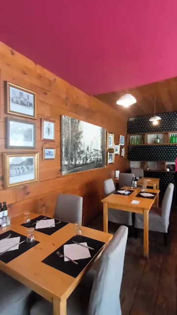 Fonda Ca la Paula Restaurant