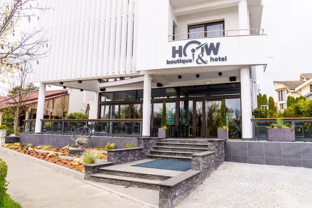 HoW Boutique & Hotel