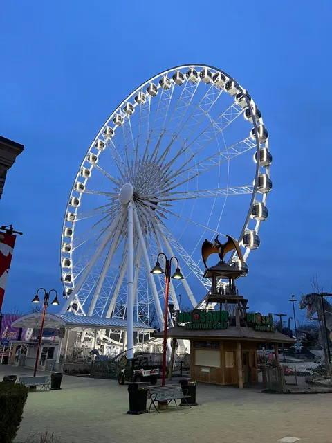 Clifton Hill Niagara Falls Attractions