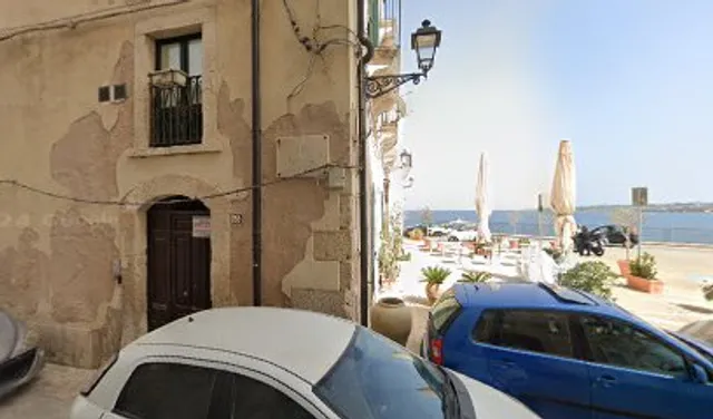 Largo della Gancia, 5