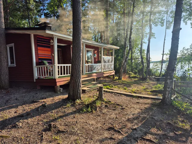 Lehtiniemi Resort, lakeside cottages and accommodation