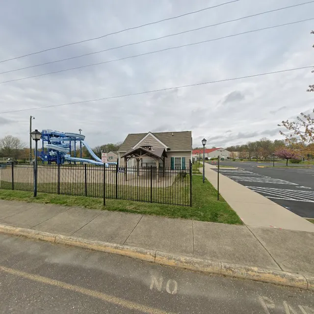 Kiki's Lunch Box LLC