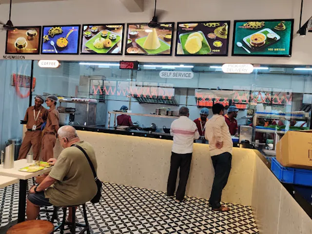 Manoj Bhavan Veg Restaurant