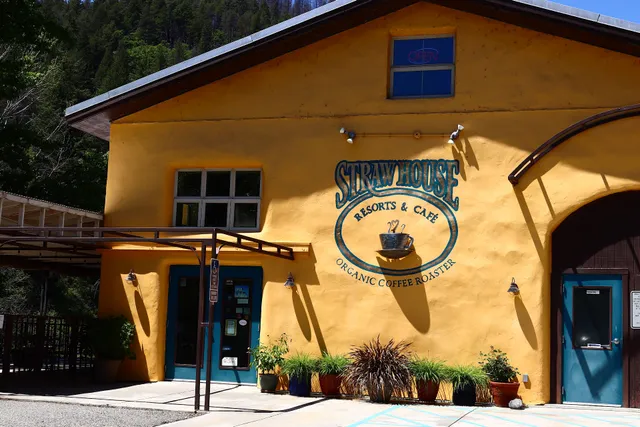 Strawhouse Coffee