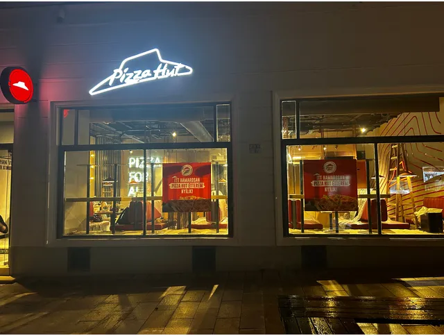 Pizza Hut Pécs