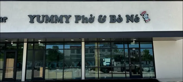 Yummy Pho & Thai Bistro