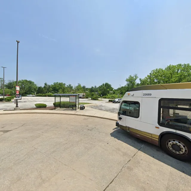 Lutherville Light Rail Station Bay 2