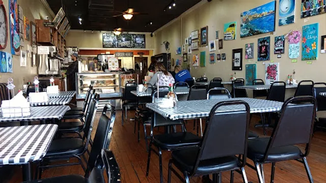 Paradise Bistro & Coffee Co