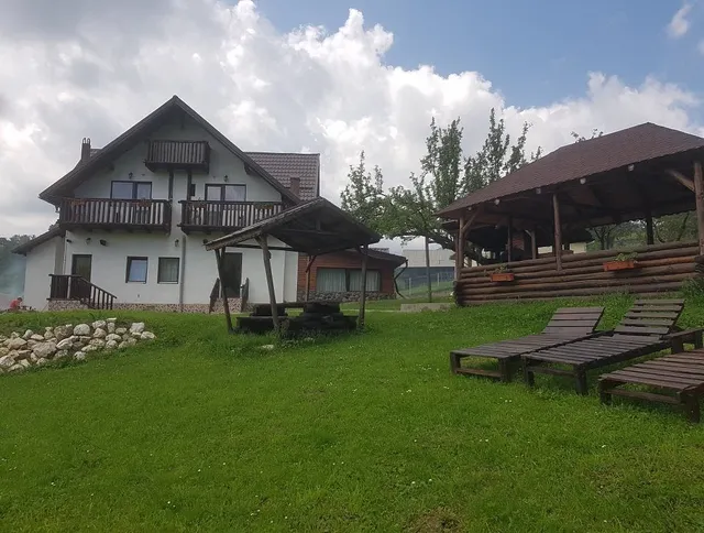 Pensiunea Casa de la Muntele Craiului