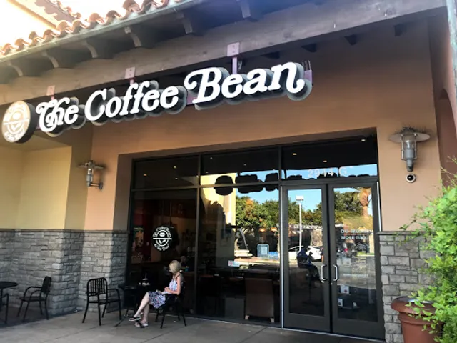 The Coffee Bean & Tea Leaf