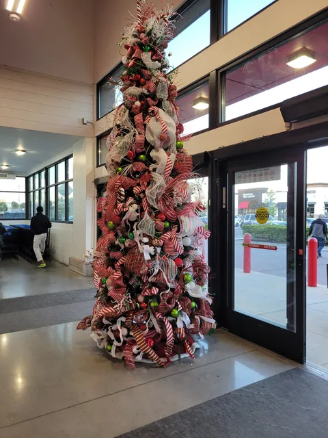 Shoppes at Nona Place