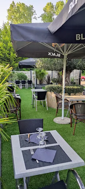 Pub Restaurant St Patrick