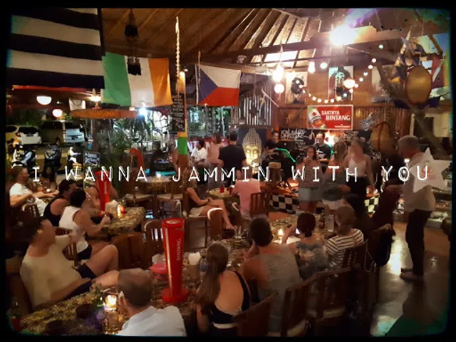 New Queen Pub & Restaurant