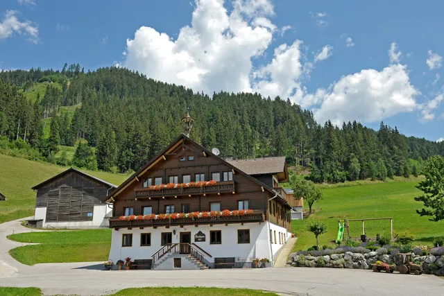 Pension und Ferienwohnungen Kerschbaumerhof - Schladming