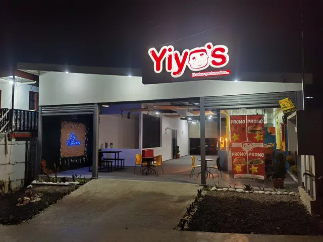 Yiyo's
