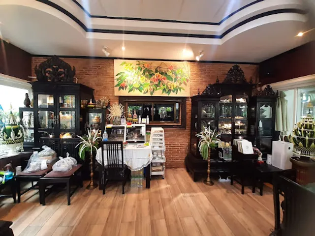 Saiyut & Doctor Sai Kitchen