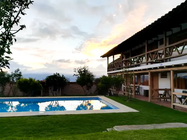 Samariwasi airport hotel