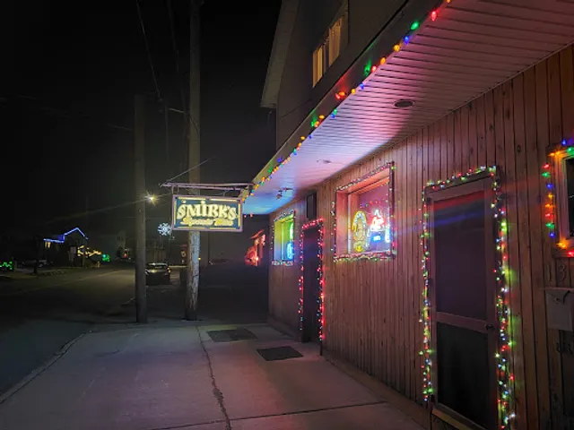 Smirks Sports Bar