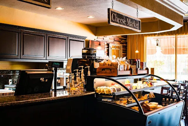 Bella Vino Wine & Cheese Market