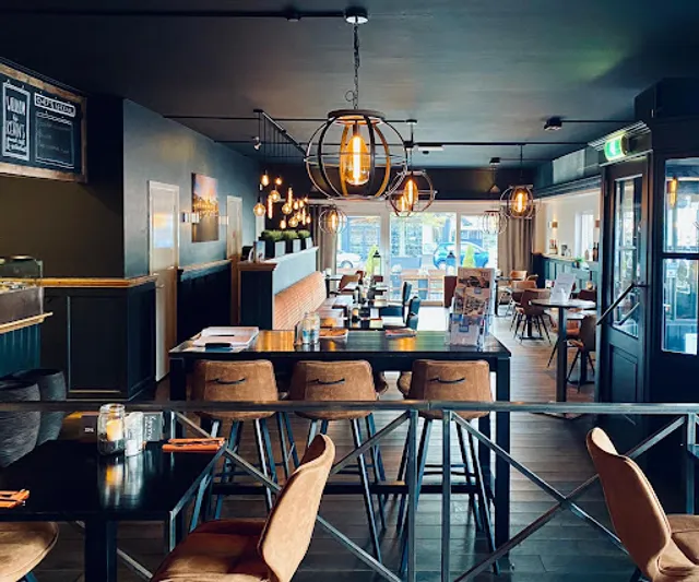 Kevin's grand café & restaurant