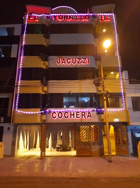 HOSTAL EL TORNILLO 3