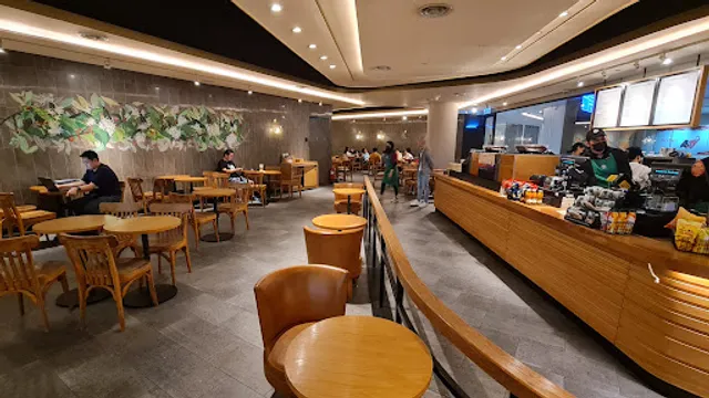 Starbucks Coffee Genting 1 (First World)