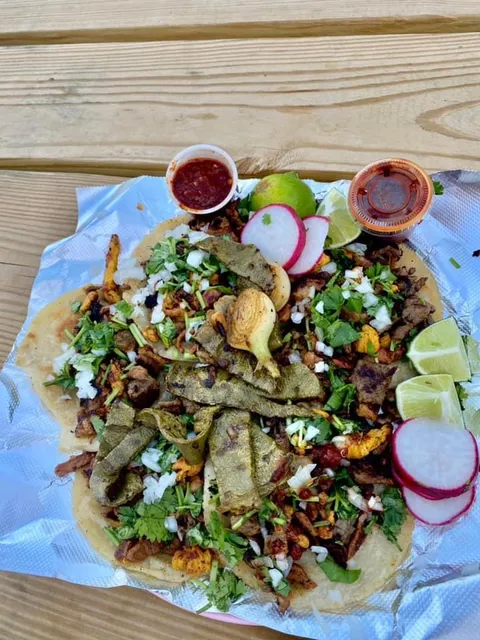 Kandy and more Retamas