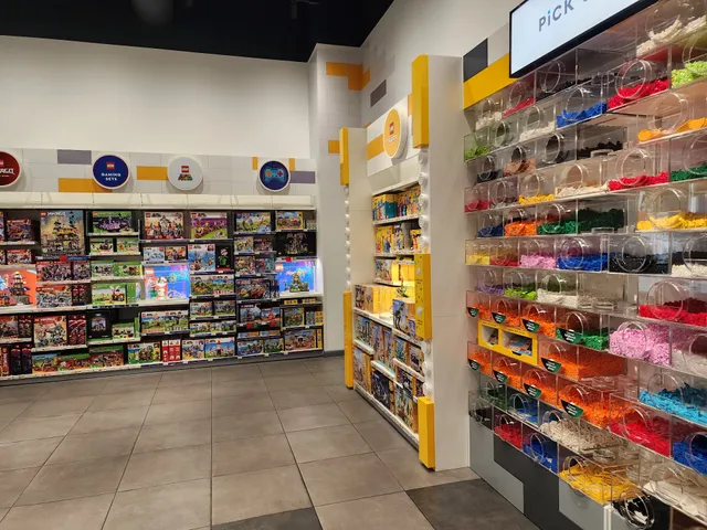 LEGO® Store Downtown Summerlin