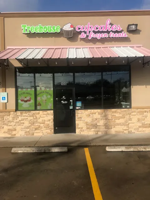 Treehouse Cupcakes & Frozen Treats