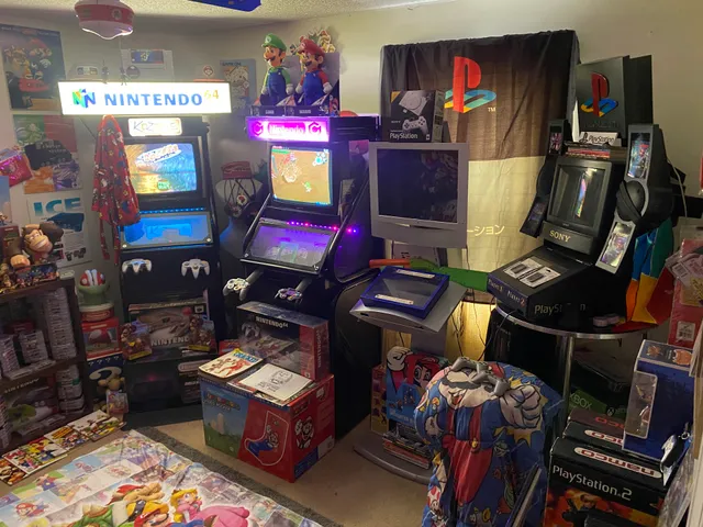 Retro Lizard’s Custom Arcades