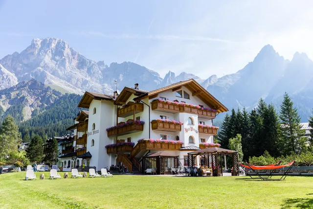 Hotel Vienna San Martino di Castrozza 3 Stars