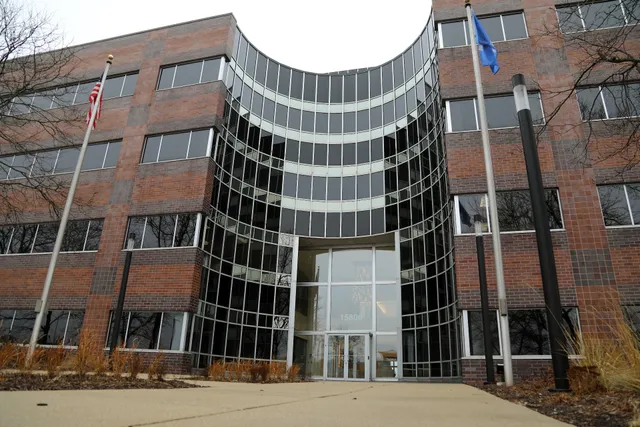 Ottawa University - Brookfield