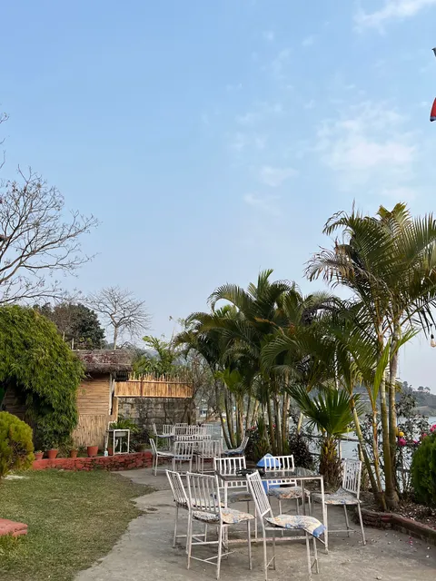 Samay Restaurant By The Lake