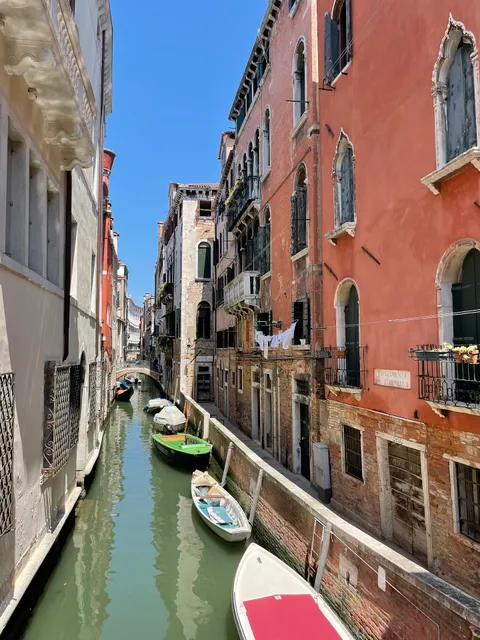 Balcone sul canale