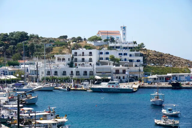 Λυκομίδης Ενοικιαζόμενα Δωμάτια / Lykomides Rooms