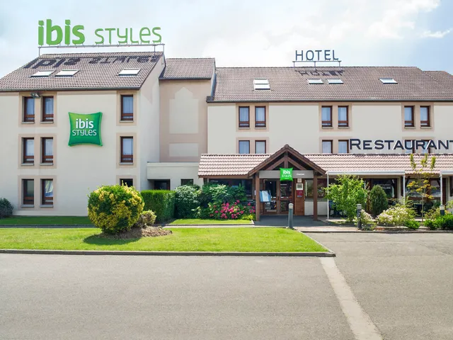 ibis Styles Chartres