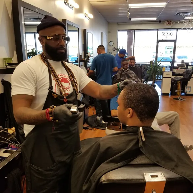 Professional Cut Creatorz