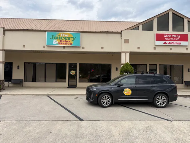 The Juicery and Relax Station