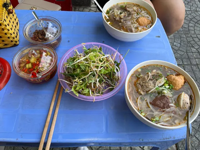 Bún Bò Huế Bà Rớt