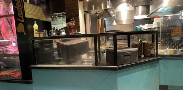 Lades Holzkohlegrill Restaurant Hamburg