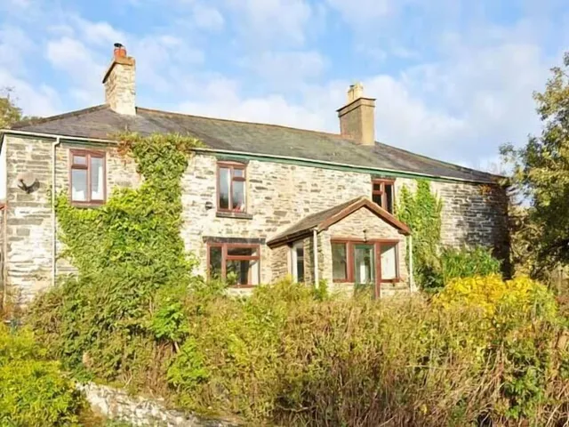 Hendre Aled Farmhouse and Cottages
