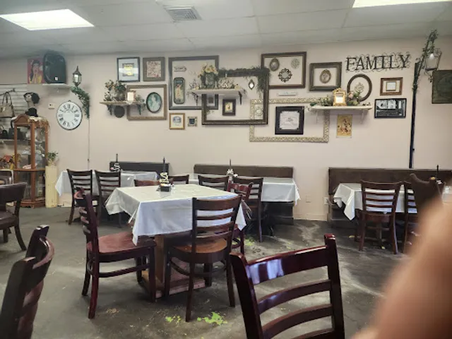 Main Street Boutique & Bistro