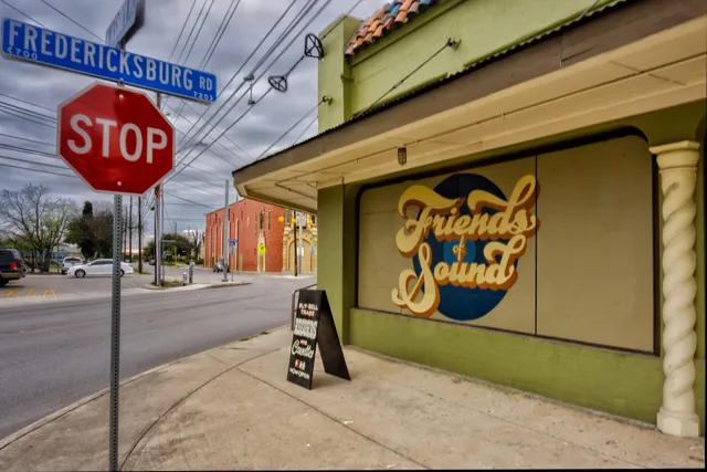 Friends Of Sound Beacon Hill ( Buy Sell Trade)