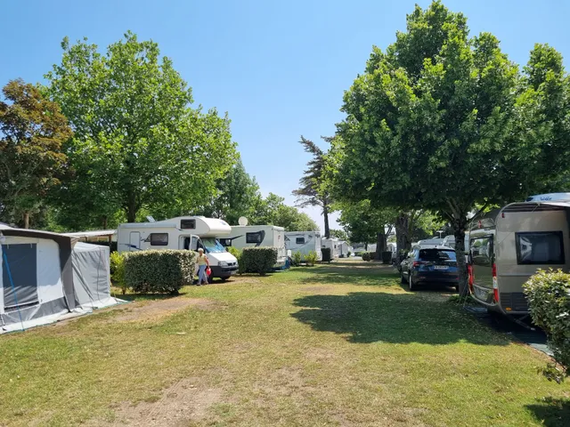 Camping Le Bernezac
