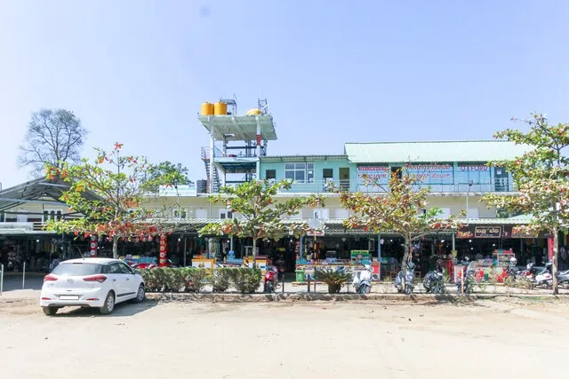 OYO 70569 Popular Tourist Home